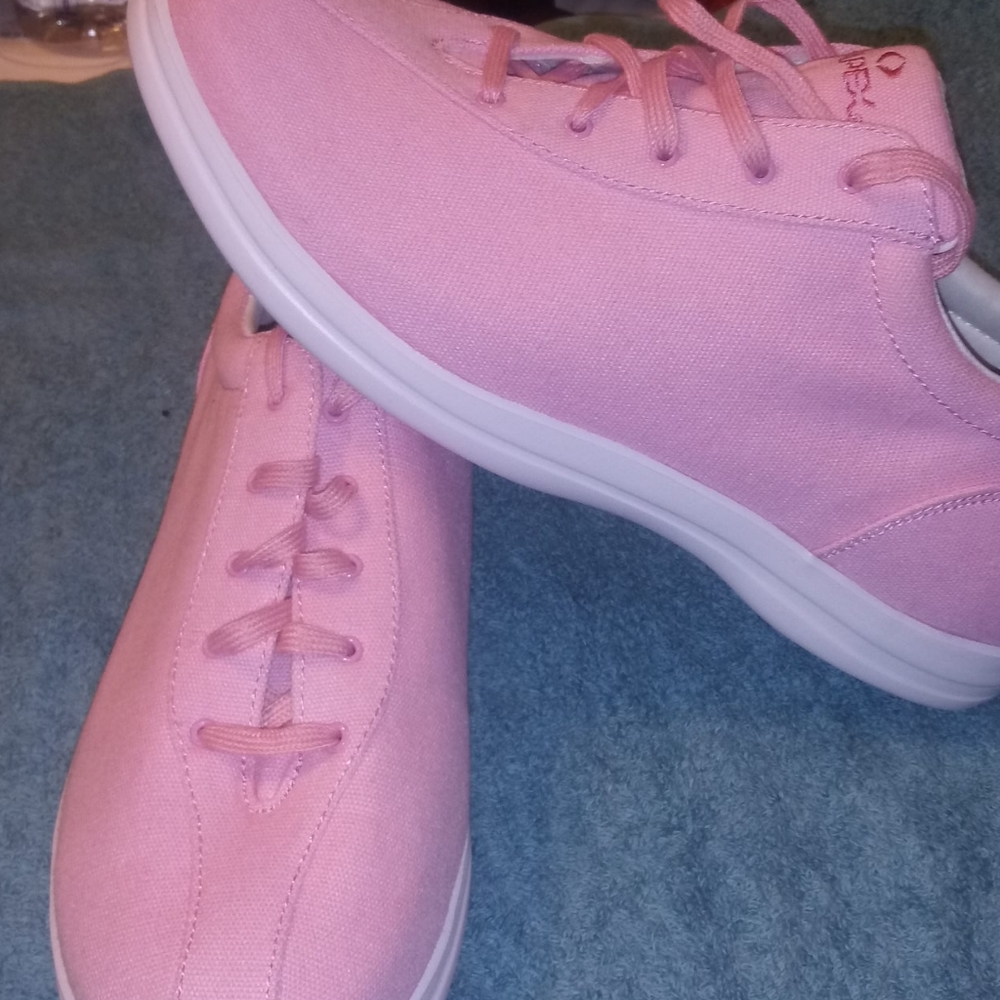 Apex size 13 M Mens